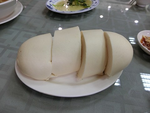 蒸銀糸巻 （台湾蒸しパン）