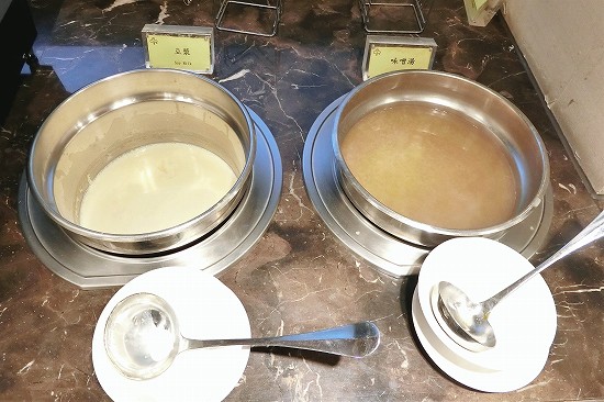 豆漿（トウジャン）と味噌汁