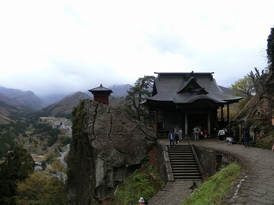 山寺 山形観光名所 1 000段を登り切った先に見えるご褒美