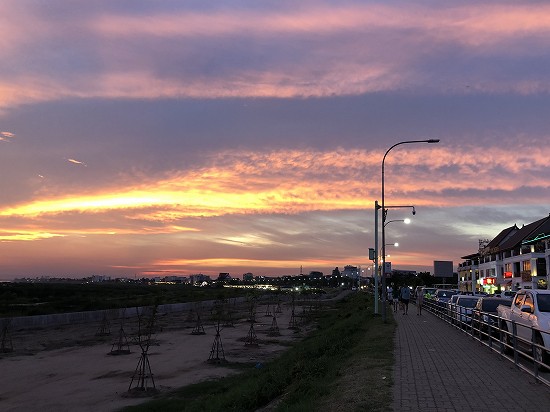 メコン川夕陽