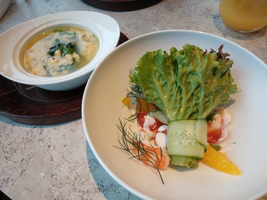 サラダとスープ ブランチ インターコンチネンタル横浜pier8