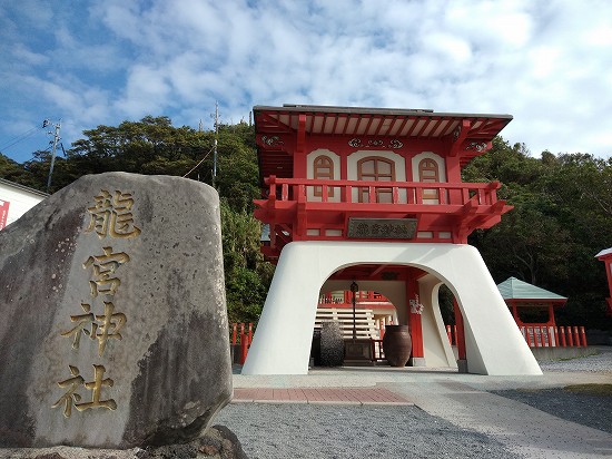 長崎鼻 鹿児島《伝説の竜宮神社発祥の地と美しい開聞岳の姿》 