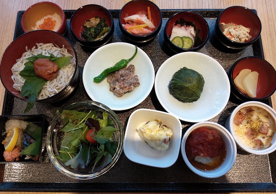 ドーミーイン 和歌山 朝食 ブログ 定番の夜鳴きそばもあり