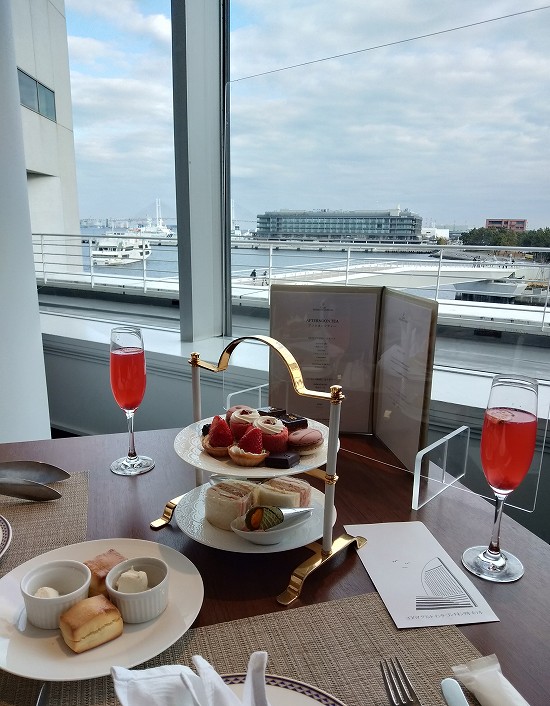 ヨコハマグランドインターコンチネンタル クラブラウンジ ブログ 22