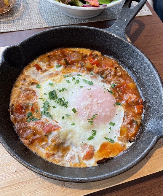トマトと挽肉のシャクシュカ_インターコンチネンタル横浜_クラブラウンジ朝食