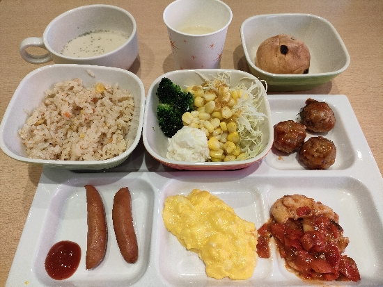 comforthotel_kochi_breakfast_buffet