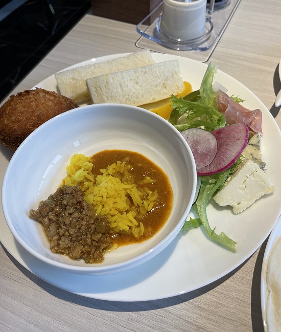 curry_salad_sandwich_hiltonyokohama_dessert_buffet