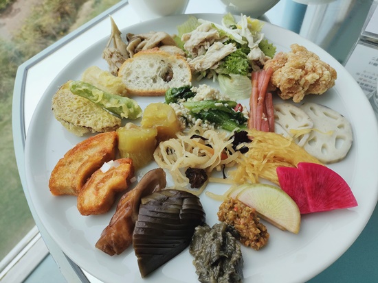 lunch_buffet_satoyamashokudou