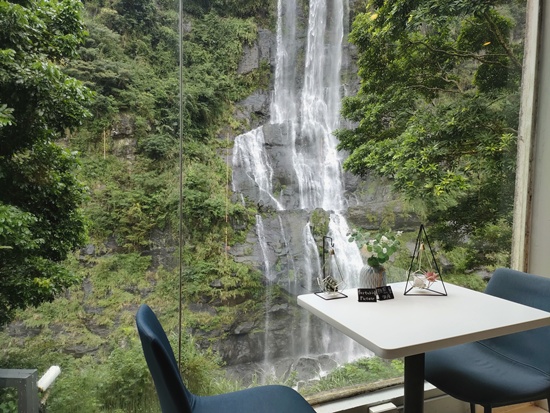 waterfall_wulai_three_cafe