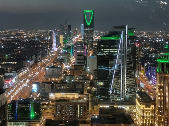 al_faisaliah_tower_nightview