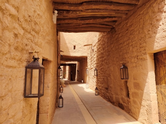 dar_tantora_the_house_hotel_aisle