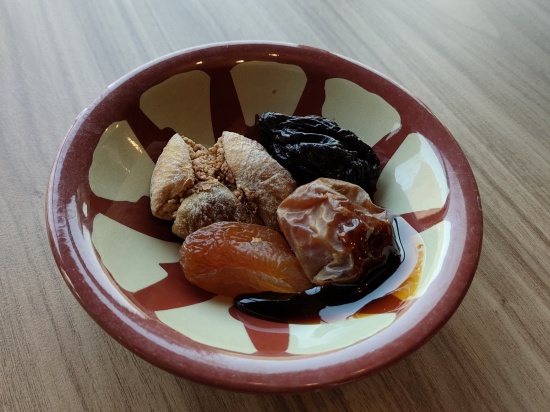 cloud7_residence_alula_breakfast_driedfruits