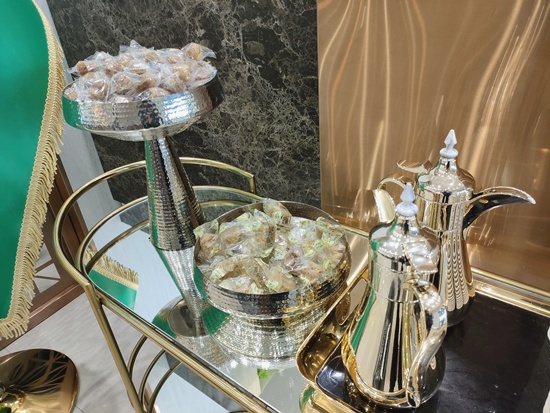 dates_hayyaku_lounge_king_khalid_international_airport