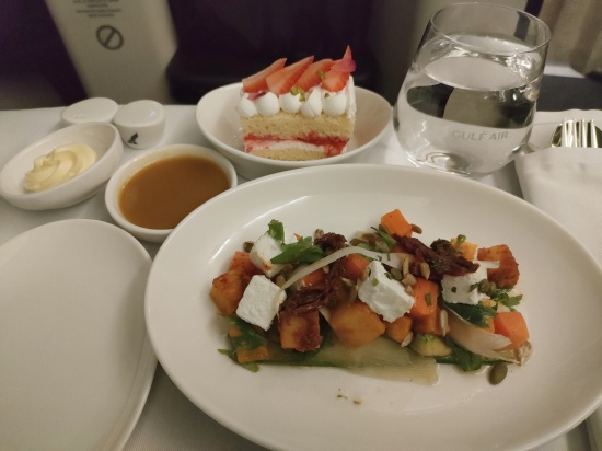 gulfair_business_lightmeal