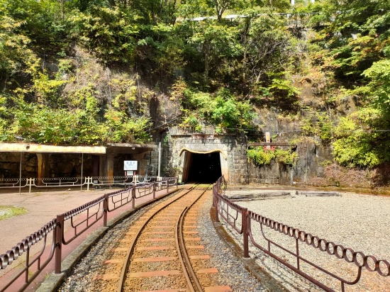 ashio_copper_mine_entrace