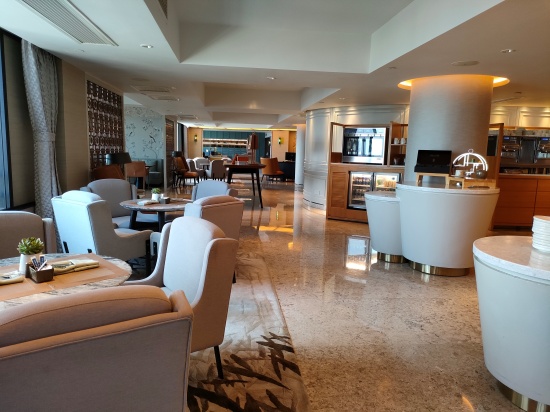 portman_ritz_shanghai_clublounge_table