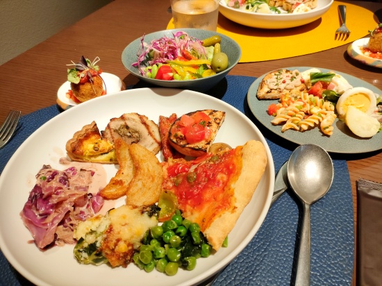 indigo_gallery11_lunch_buffet