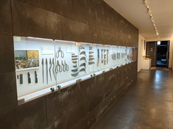 sanjo_kaji_dojo_hardware_exhibition_panel