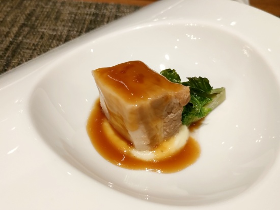 lavista_kawaguchi_dinner_pork