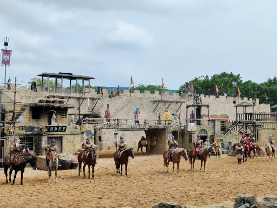 legends_of_desert_hourse_show_sc