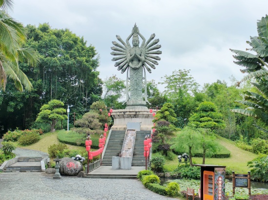 thousand_armed_eyed_buddha_sc