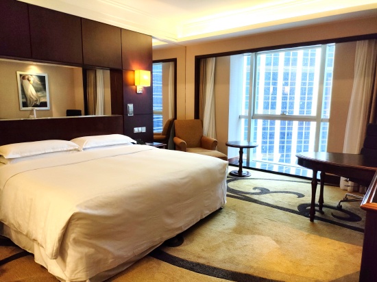 sheraton_futian_kingbed