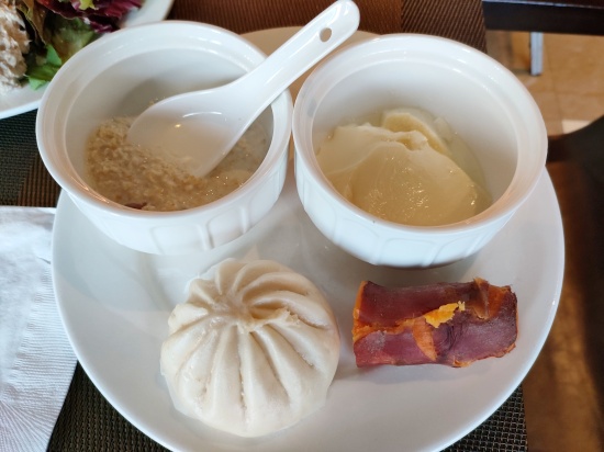 hilton_futian_breakfast_dimsum